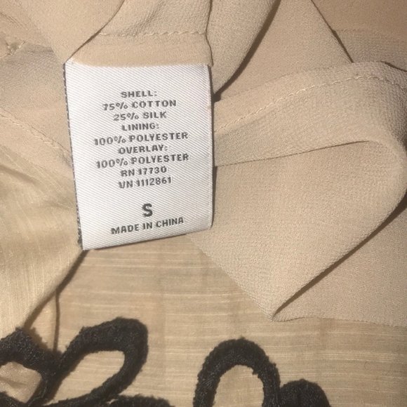 NEIMAN MARCUS LELA ROSE SILK CROCHET FLORAL TOP - Picture 8 of 8